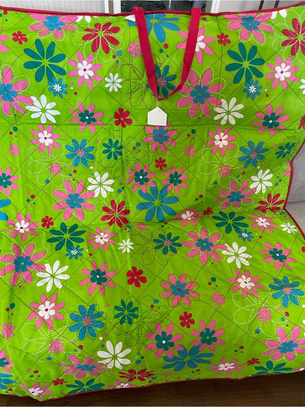 Kohls flower print picnic blanket tote with handle.